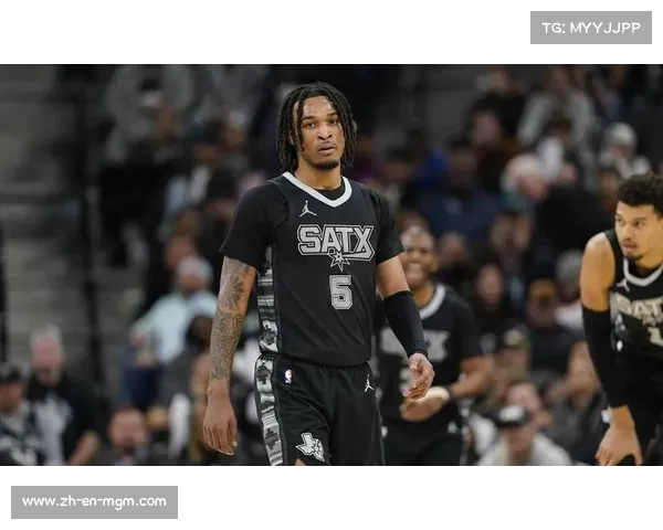 马刺新星斯蒂芬卡斯尔荣膺NBA年度最佳新秀称号的辉煌时刻